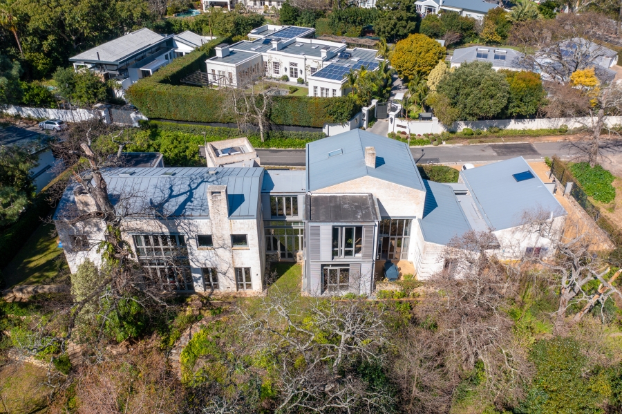 To Let 4 Bedroom Property for Rent in Bishopscourt Western Cape